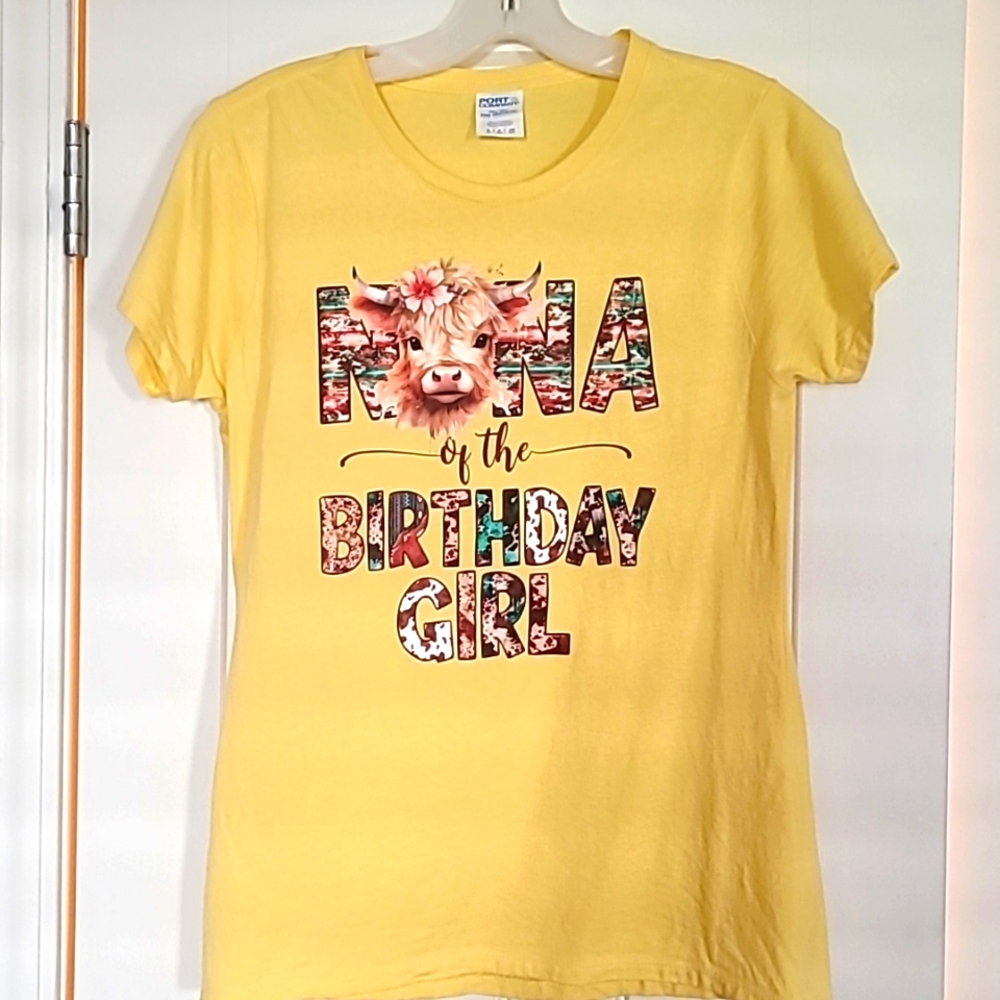 Port & Company, small,yellow t-shirt